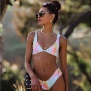 SKATIE Woodstock Bikini Set (Sarah top S, Cheryl Bottom M)